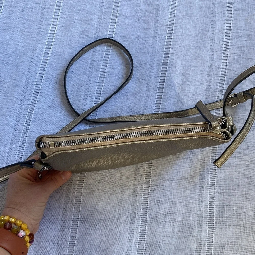 Tahari NWOT metallic gold crossbody bag.